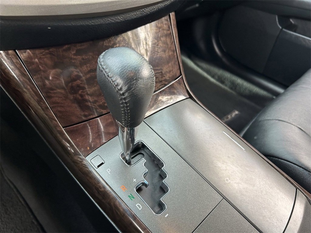 Used 2012 Toyota Avalon image 25