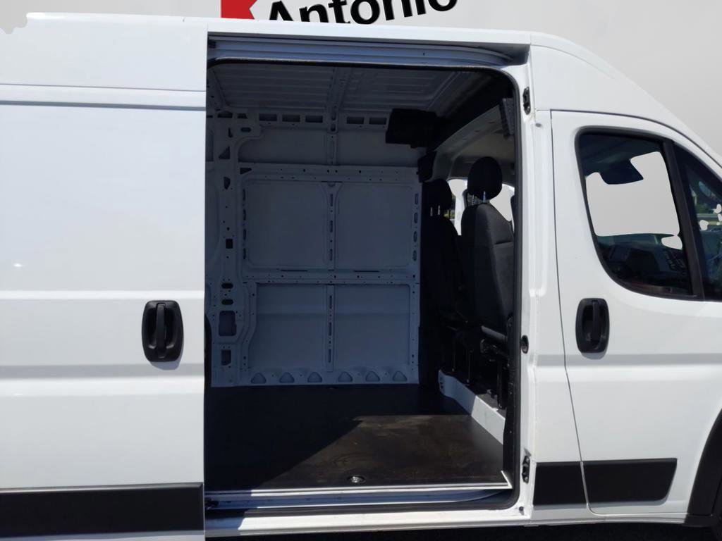New 2026 RAM ProMaster 3500 w/ Convenience Group FWD image 27