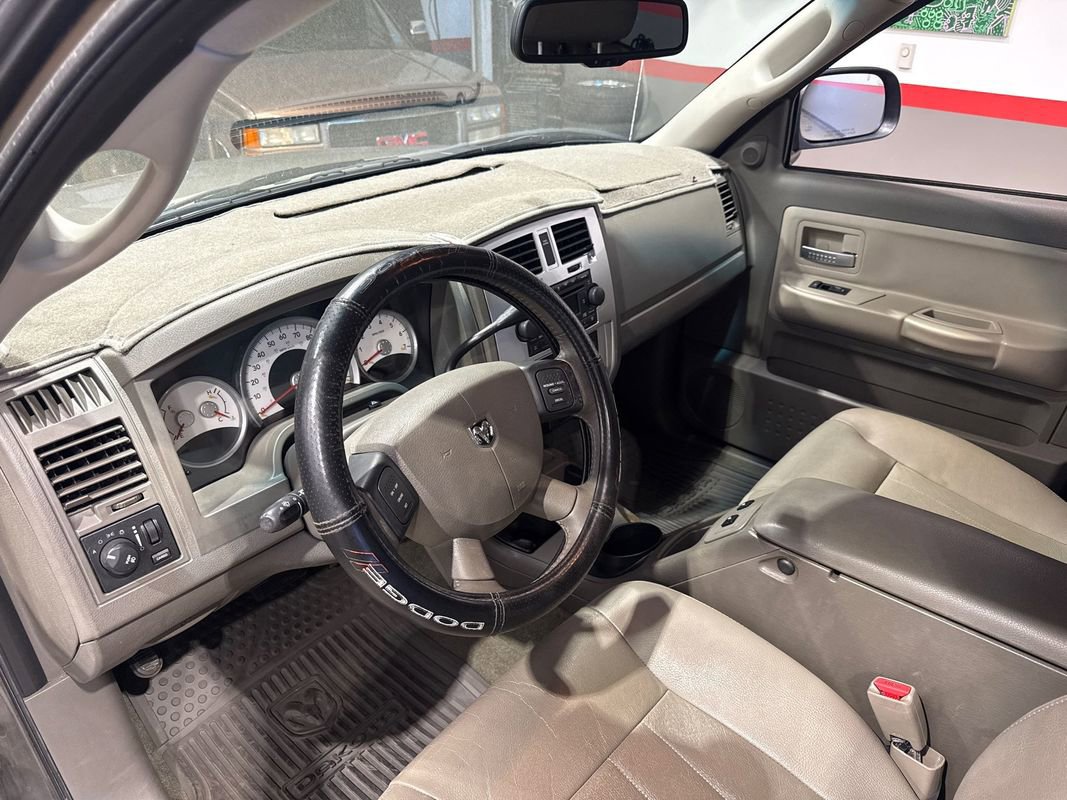 Used 2006 Dodge Dakota Laramie w/ Trailer Tow Group image 96