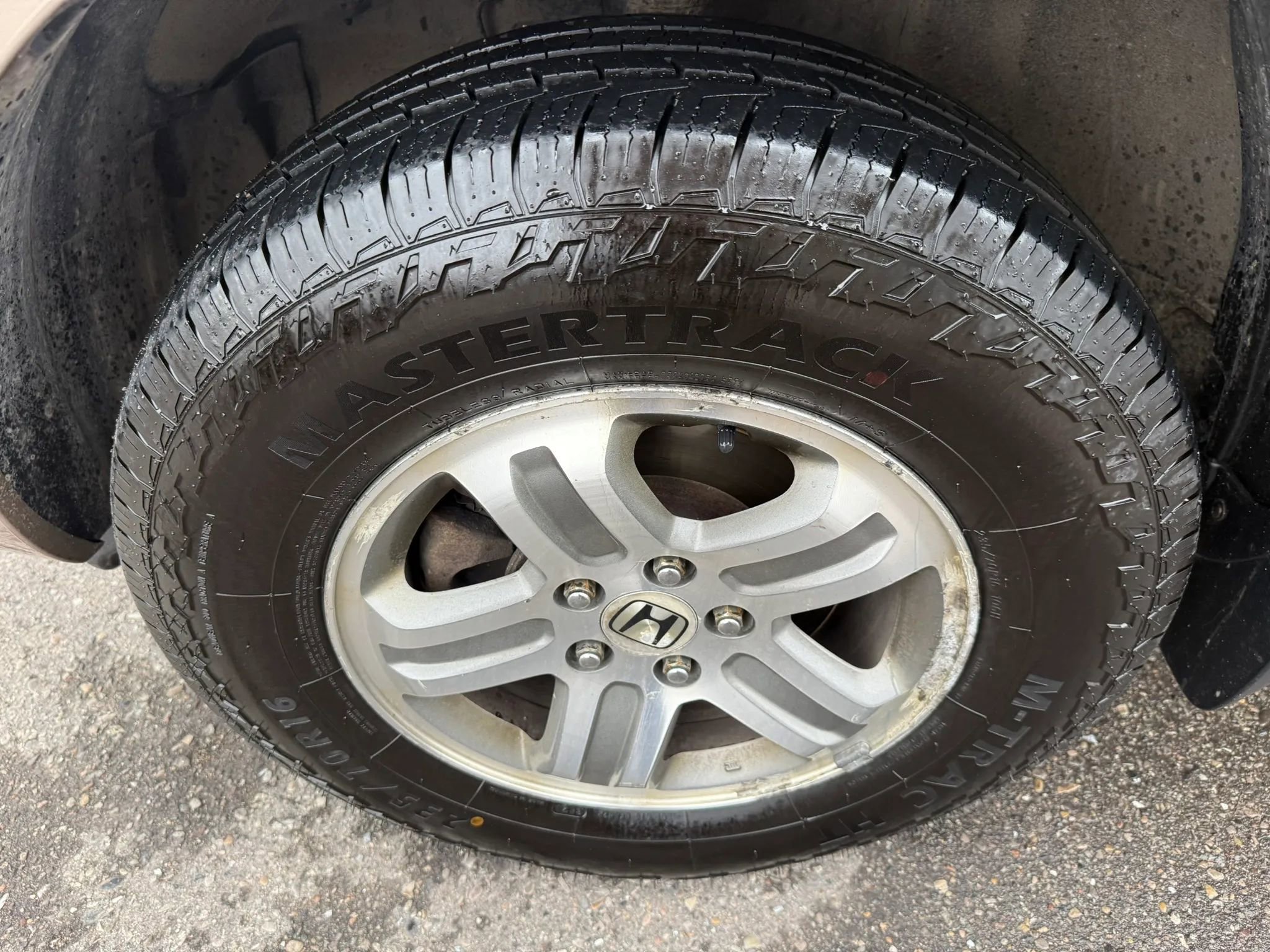 Used 2004 Honda Pilot EX image 9