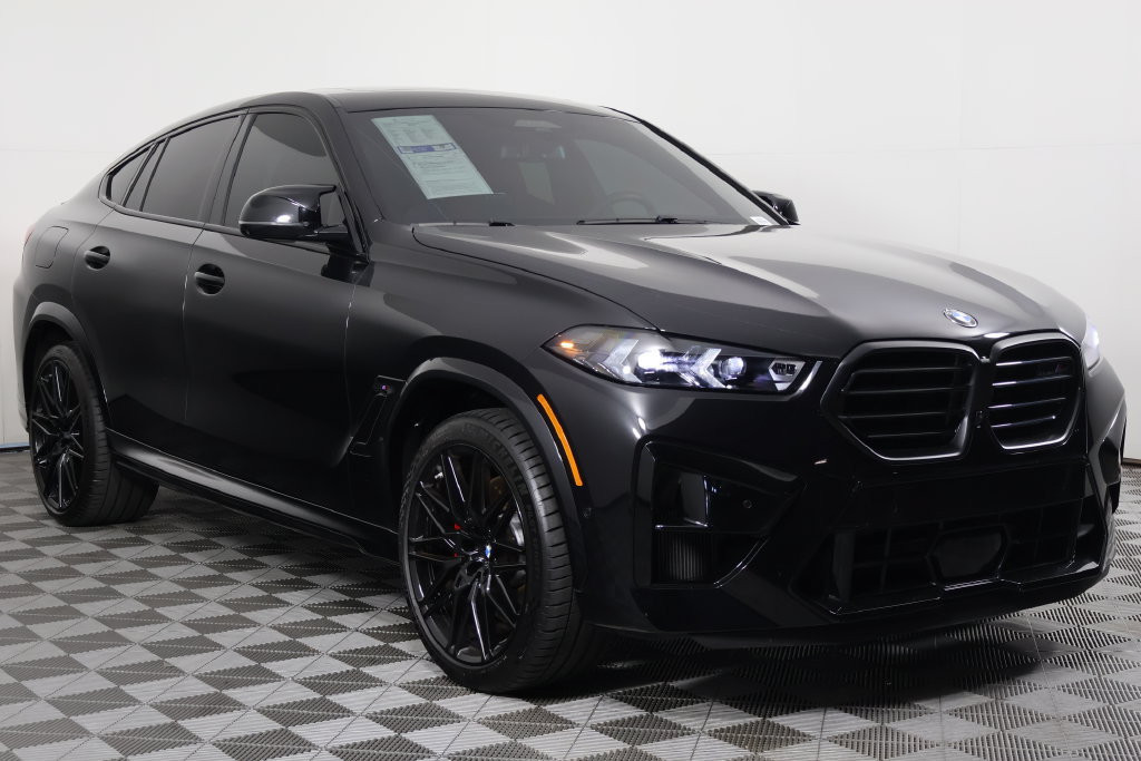 Certified 2026 BMW X6 M Competition w/ Executive Package AWD/4WD image 3