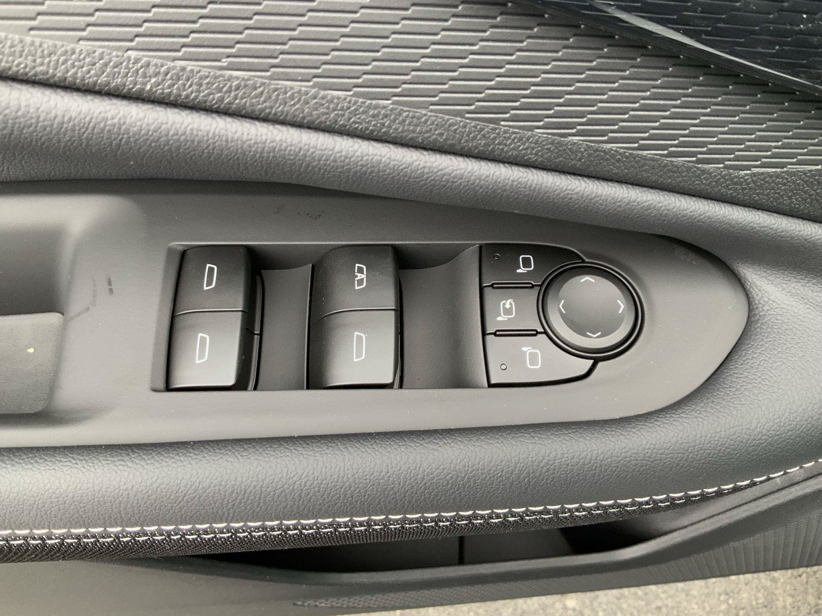 New 2026 Chevrolet Blazer EV LT FWD image 27