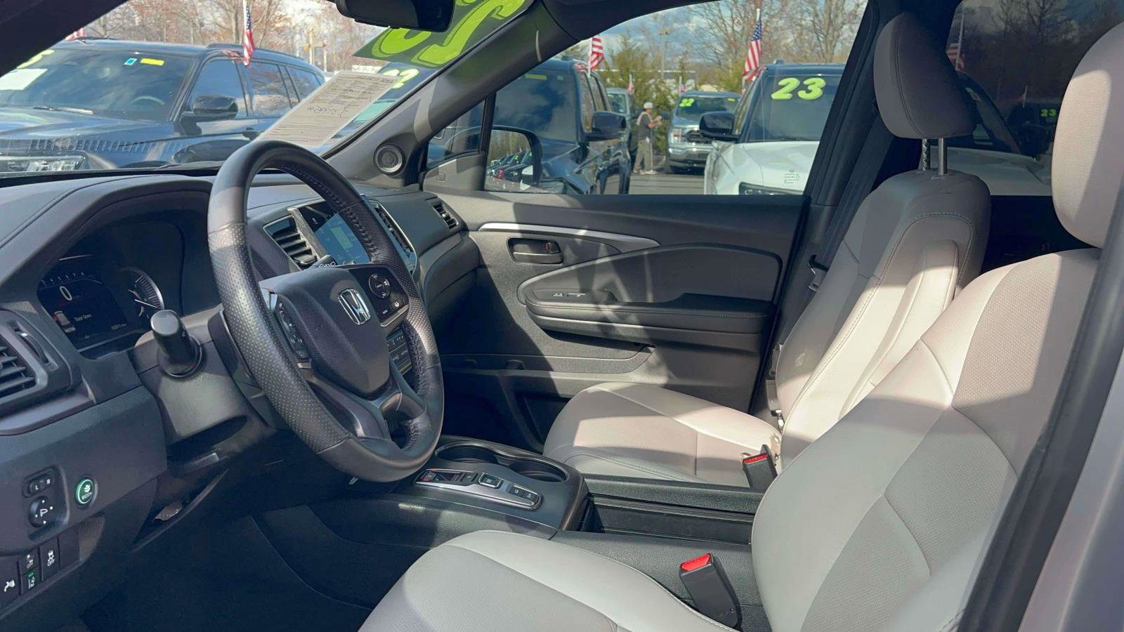 Used 2023 Honda Passport EX-L image 24