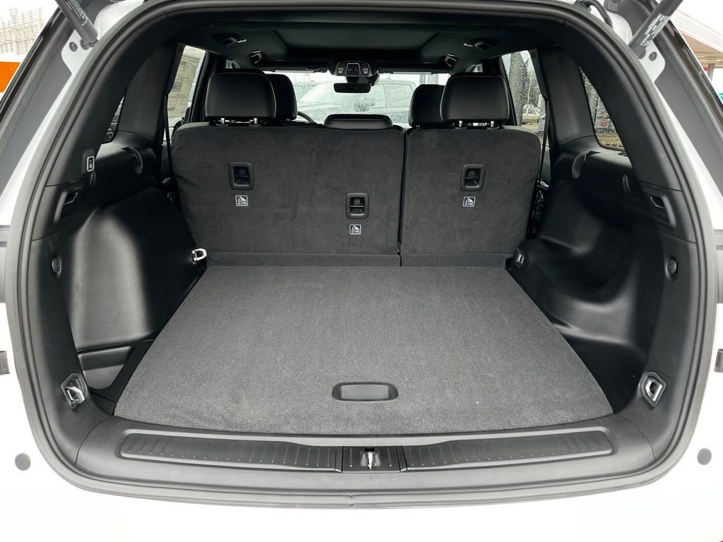 New 2025 Jeep Grand Cherokee Limited image 28