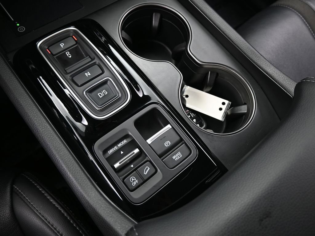 Used 2025 Honda Pilot EX-L image 28