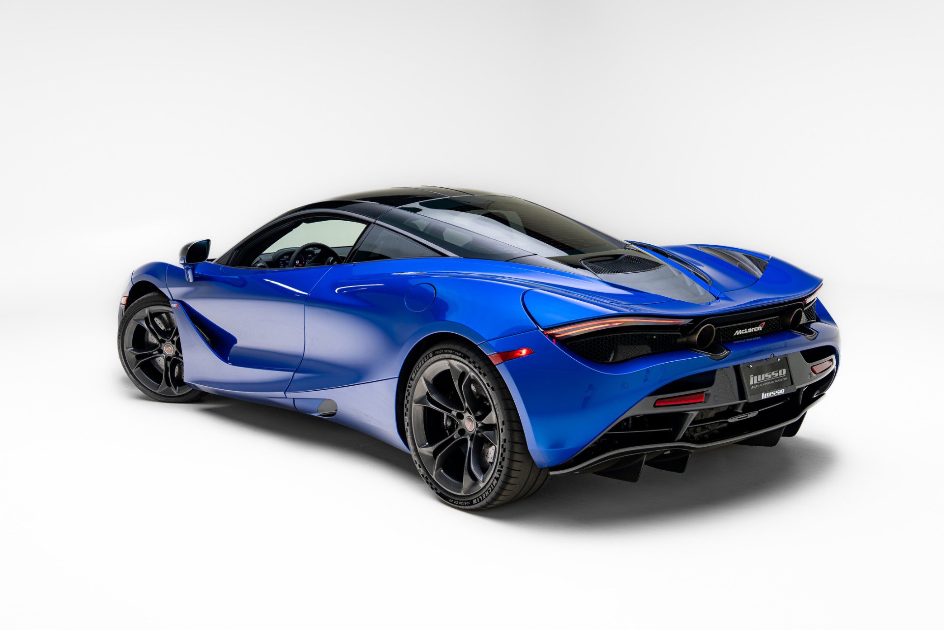 Used 2018 McLaren 720S Performance RWD image 55