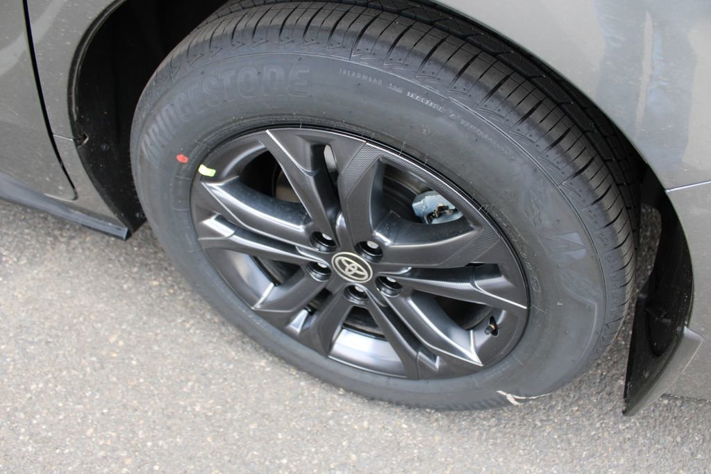 New 2026 Toyota Sienna XSE image 58