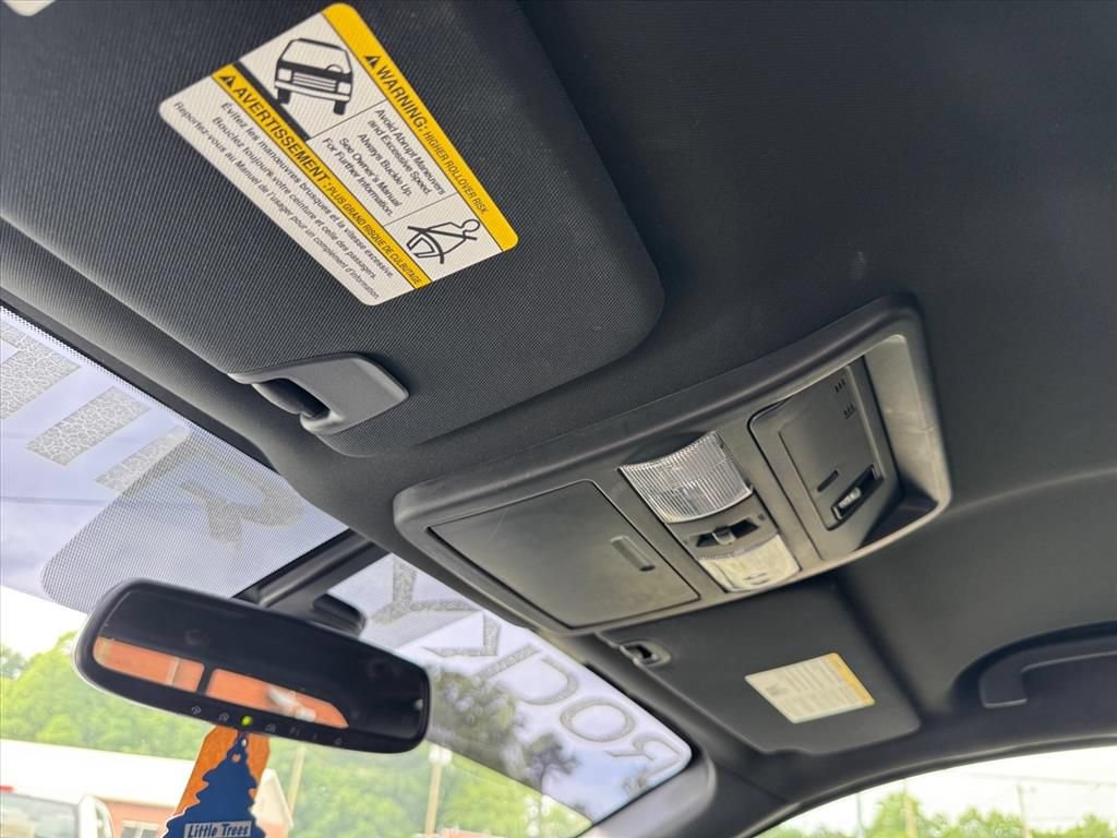 Used 2019 Nissan Titan SV w/ SV Convenience Package AWD/4WD image 26