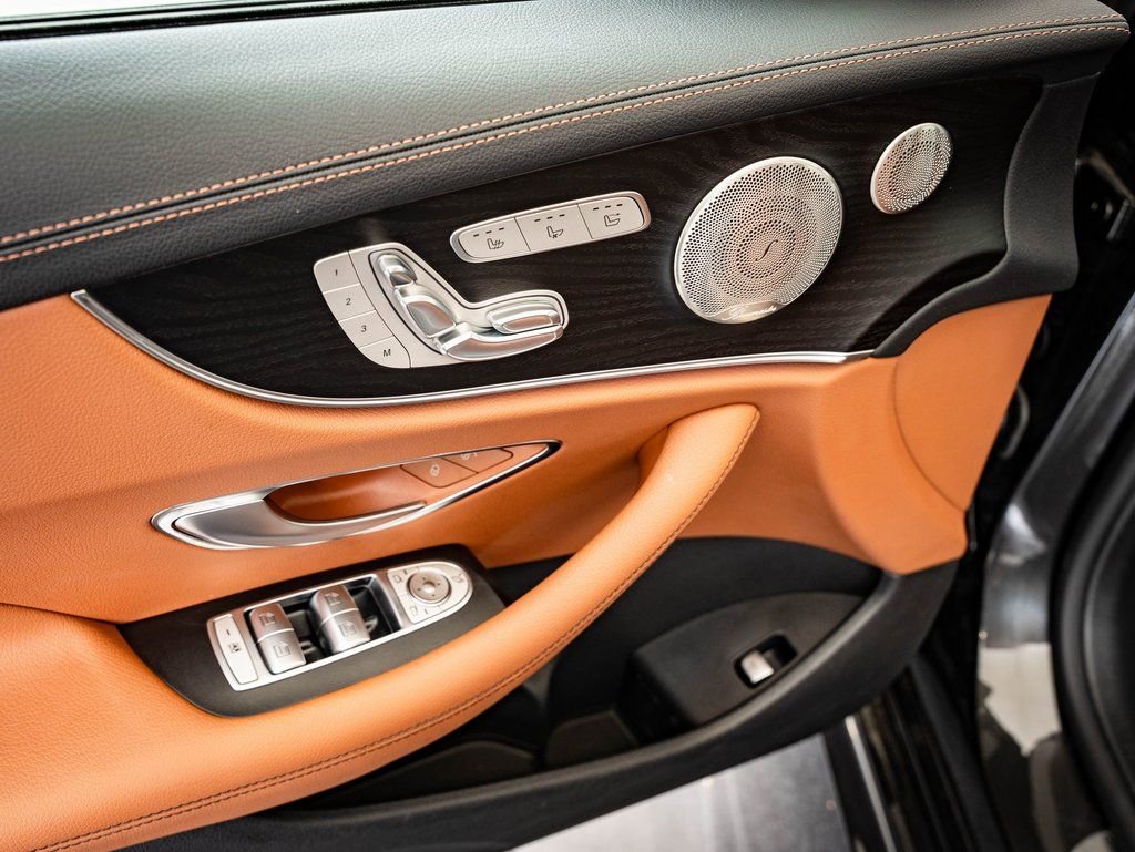 Used 2023 Mercedes-Benz E 450 4MATIC Cabriolet image 22