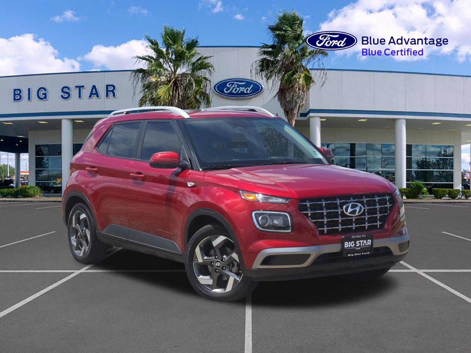 Used 2026 Hyundai Venue SEL FWD image 1