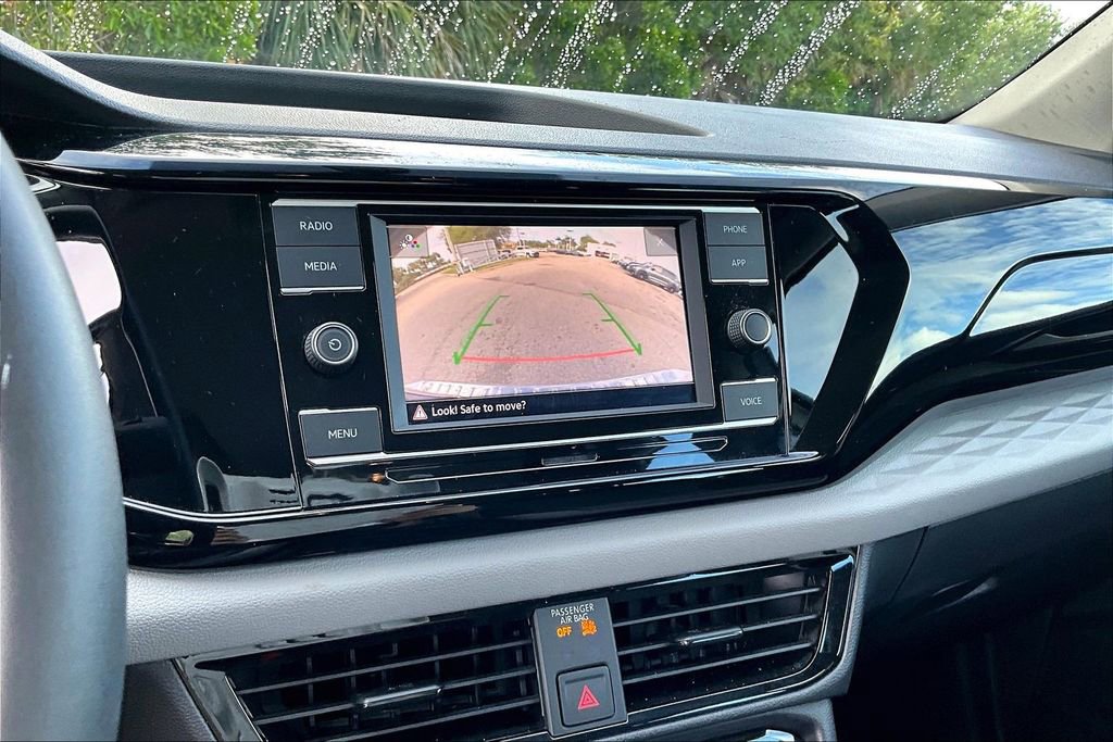 Certified 2023 Volkswagen Taos S image 27