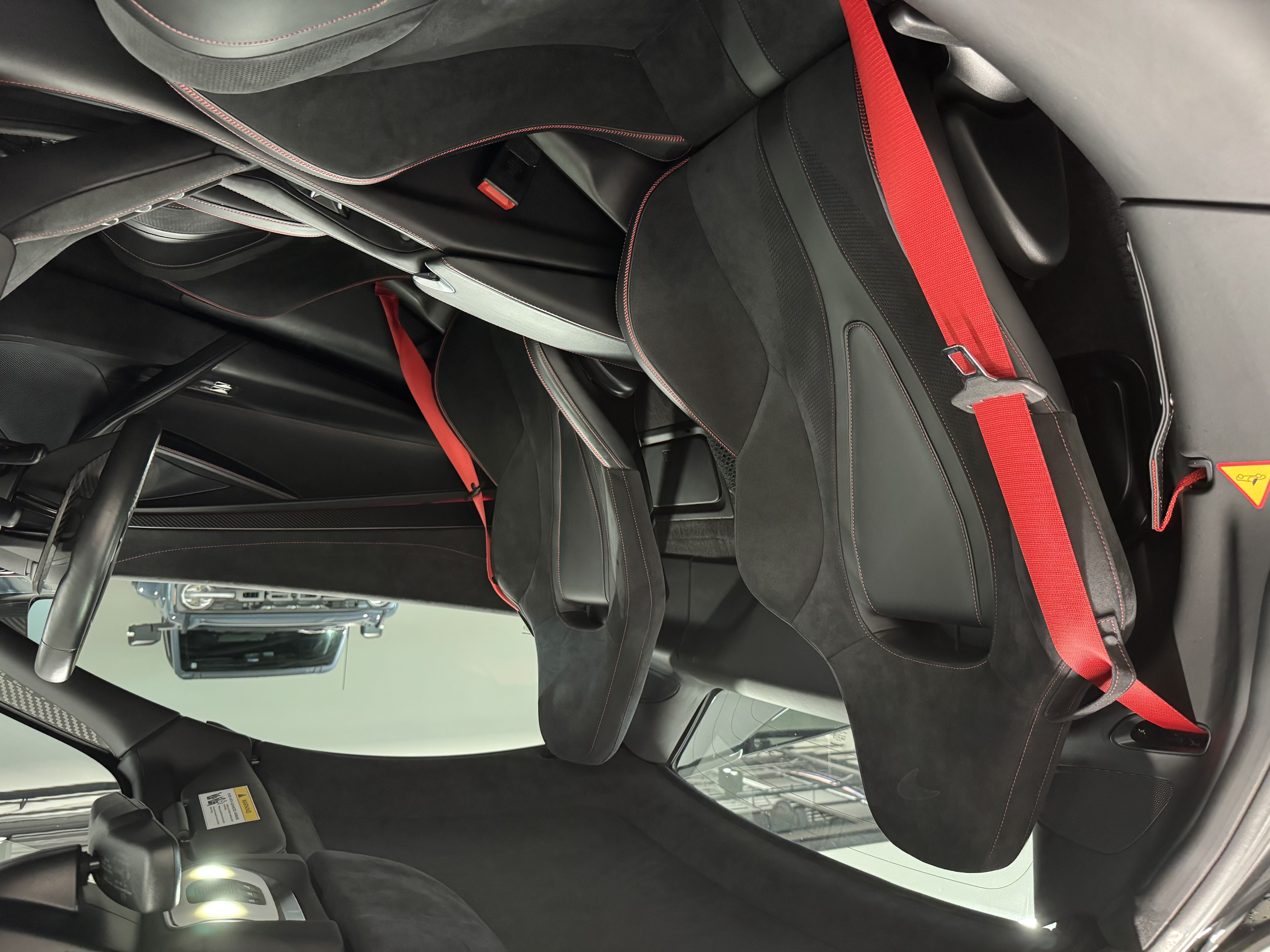 Used 2022 McLaren 720S Spider RWD image 15