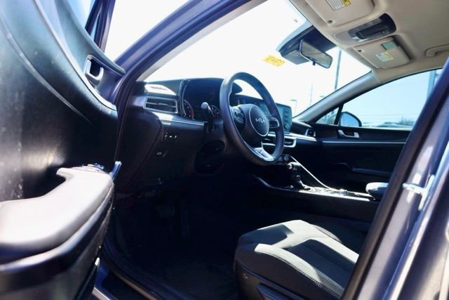 Used 2022 Kia K5 LXS image 13
