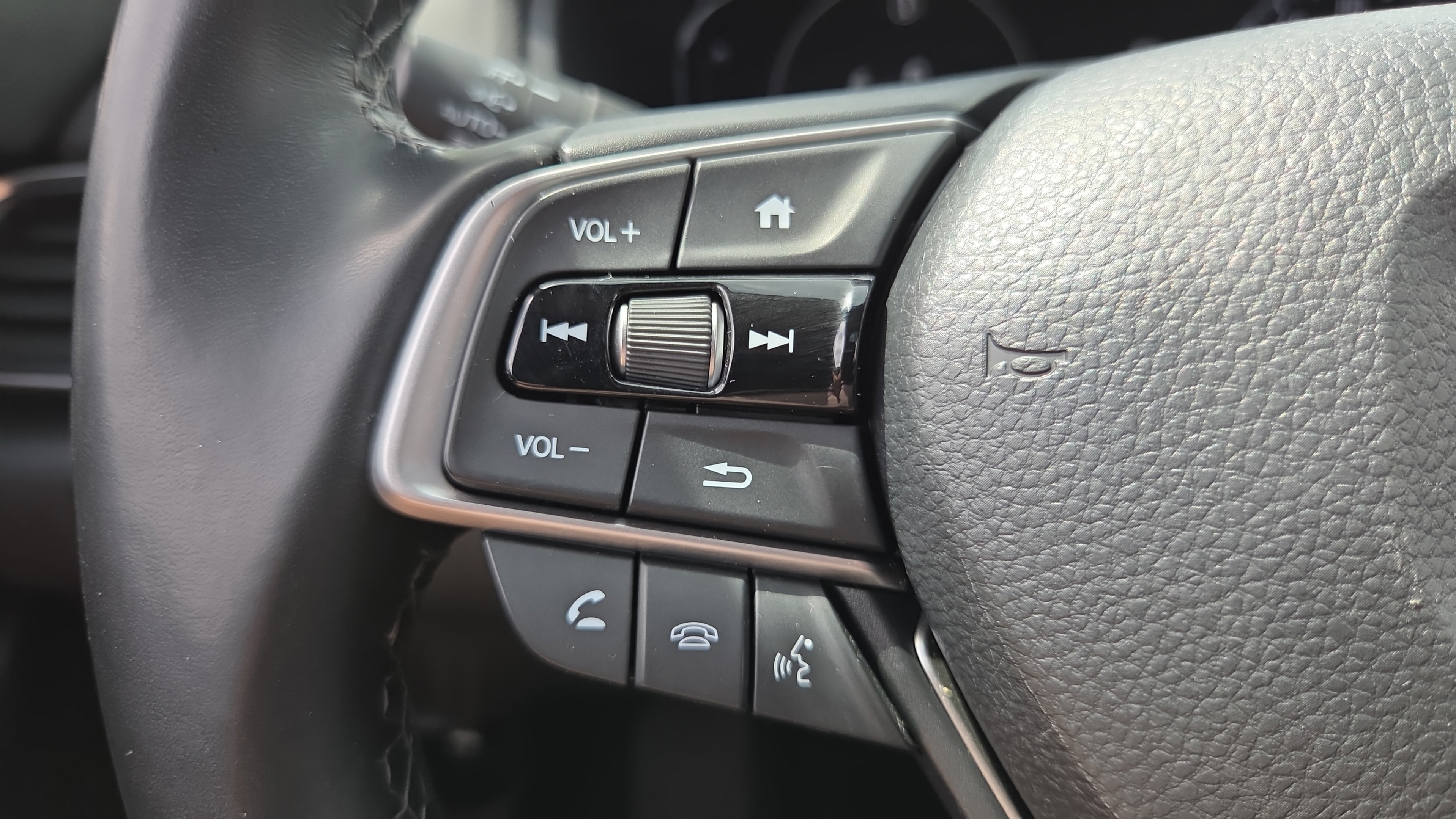 Certified 2022 Honda Accord EX-L image 31