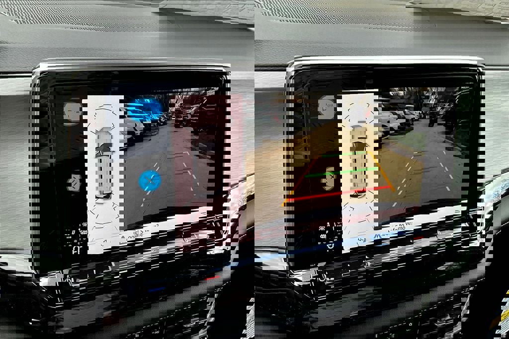 New 2025 Volkswagen Atlas Cross Sport SE image 25