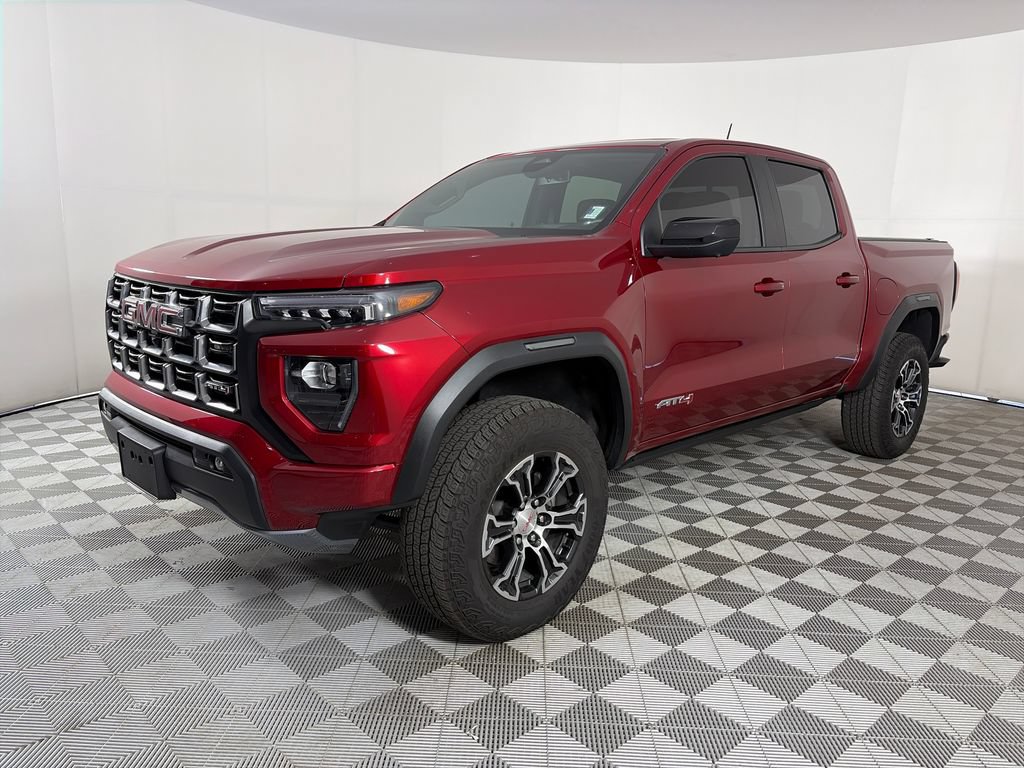 Used 2025 GMC Canyon AT4 w/ Technology Plus Package AWD/4WD image 3