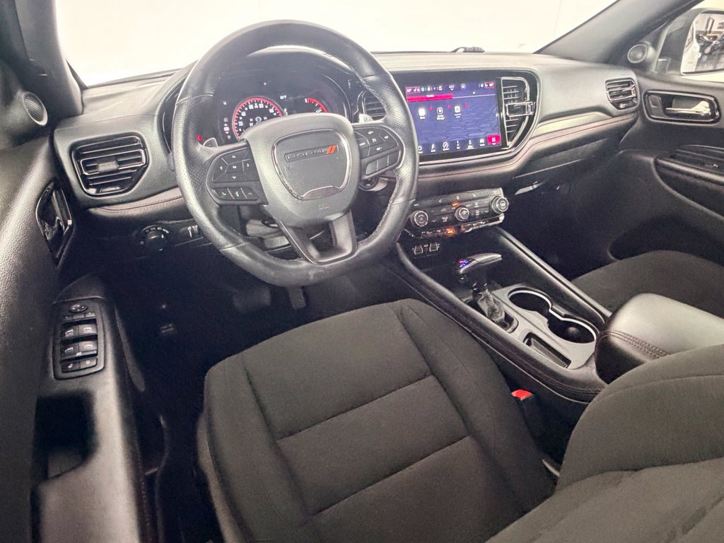 Used 2025 Dodge Durango GT w/ Blacktop Package RWD image 16