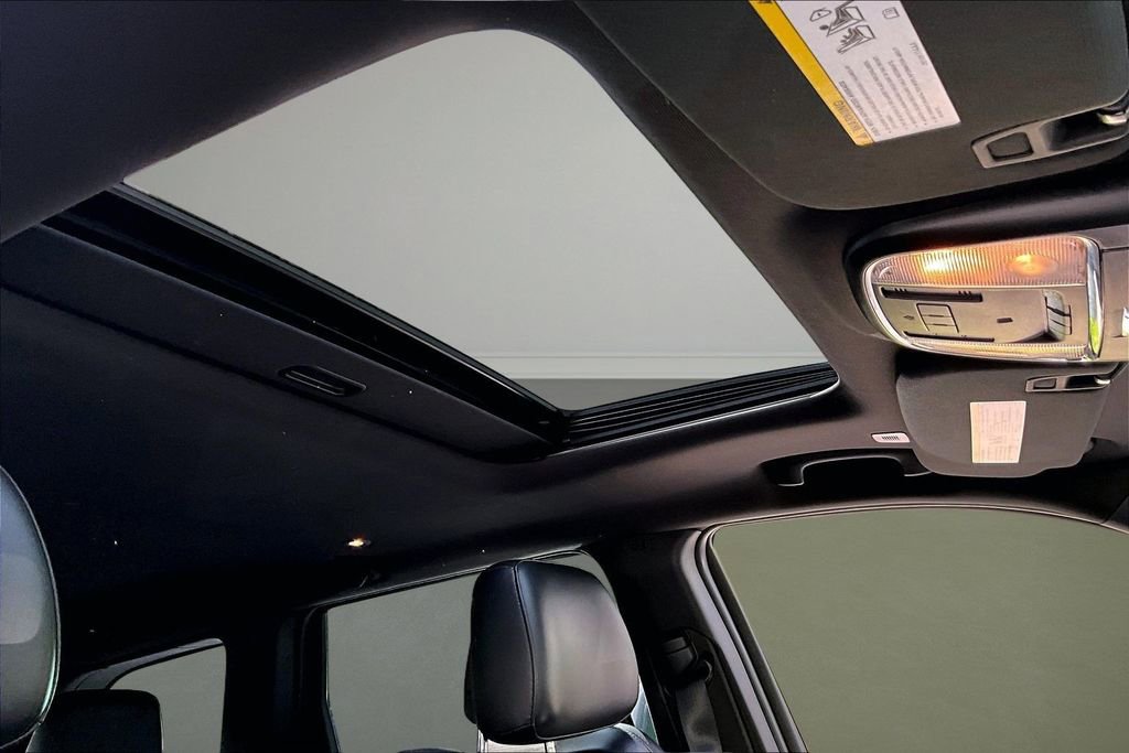 Used 2019 Jeep Grand Cherokee Limited AWD/4WD image 27