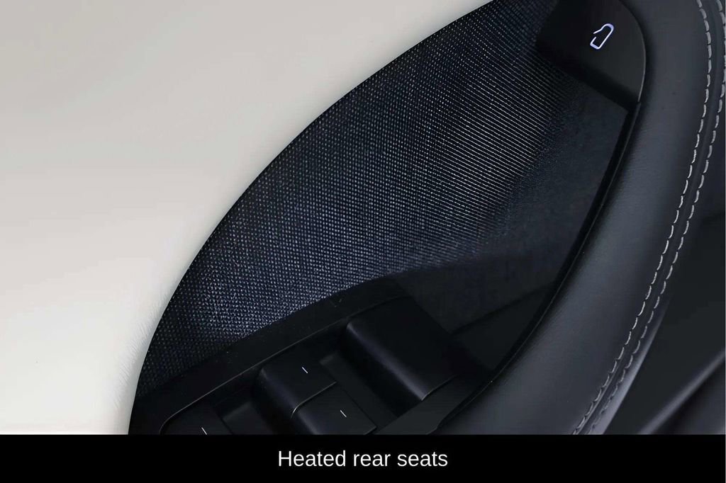 Used 2022 Tesla Model X image 22