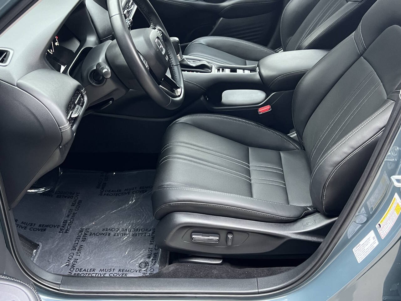 Used 2025 Honda HR-V EX-L image 14