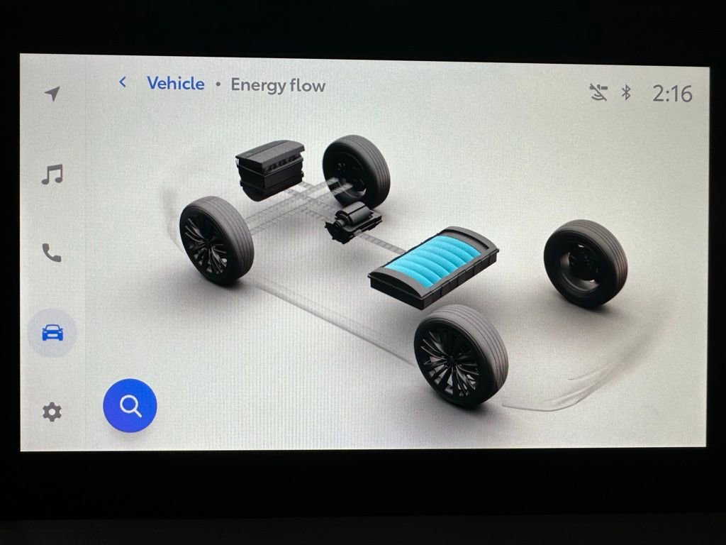 Used 2025 Toyota Prius XLE image 34