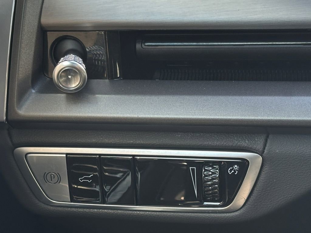 Used 2026 Cadillac Vistiq Sport w/ LPO, Floor Liner Package image 26