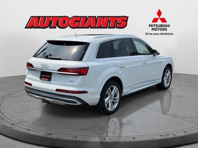 Used 2023 Audi Q7 2.0T Premium w/ Towing Package AWD/4WD image 2