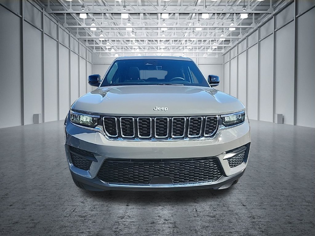 New 2027 Jeep Grand Cherokee Laredo X AWD/4WD image 2