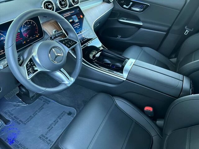 Certified 2025 Mercedes-Benz GLC 300 4MATIC image 11