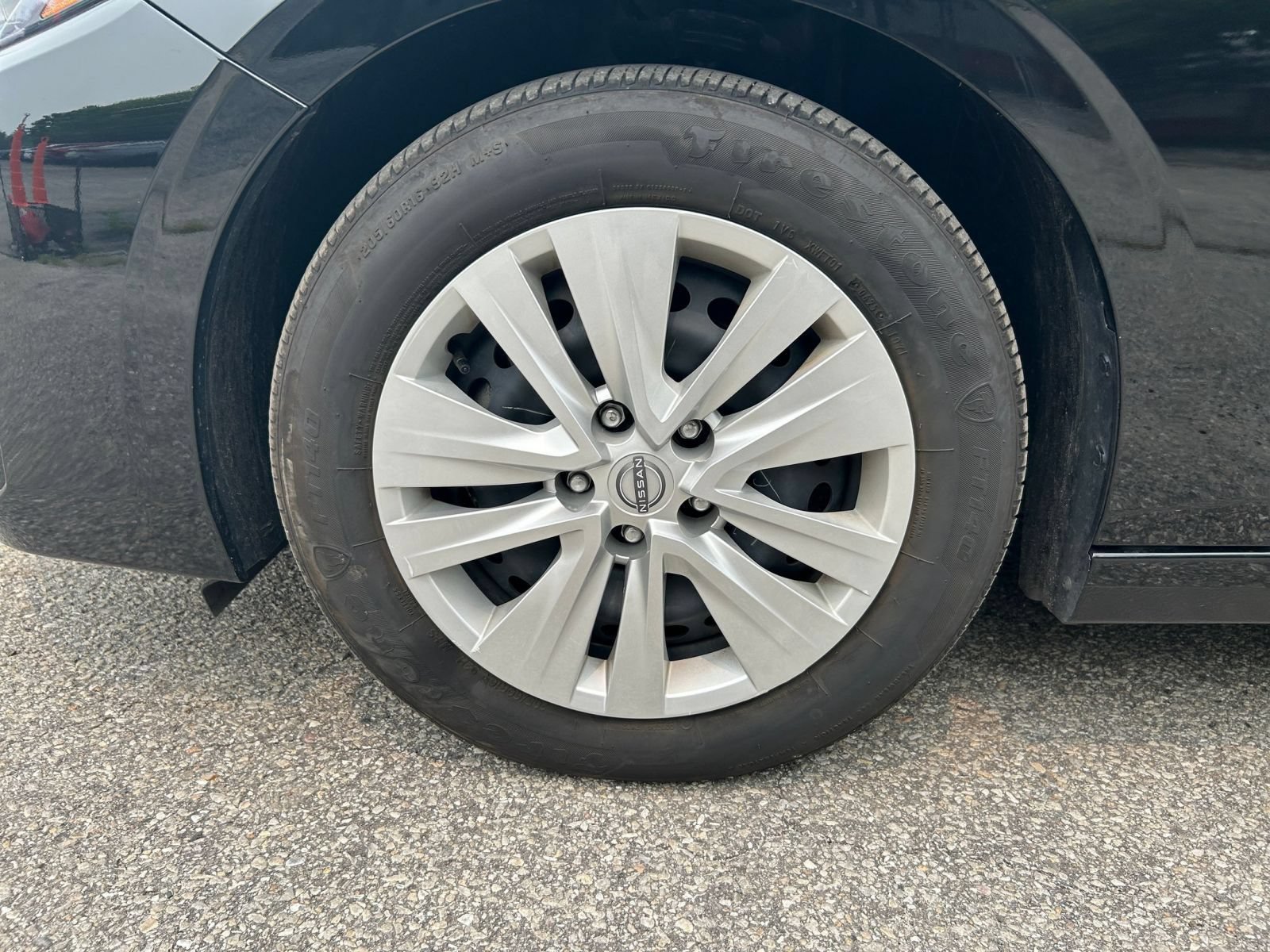 Used 2025 Nissan Sentra S FWD image 24
