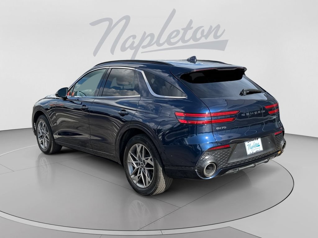 Used 2022 Genesis GV70 3.5T Sport w/ Sport Advanced Package AWD/4WD image 6