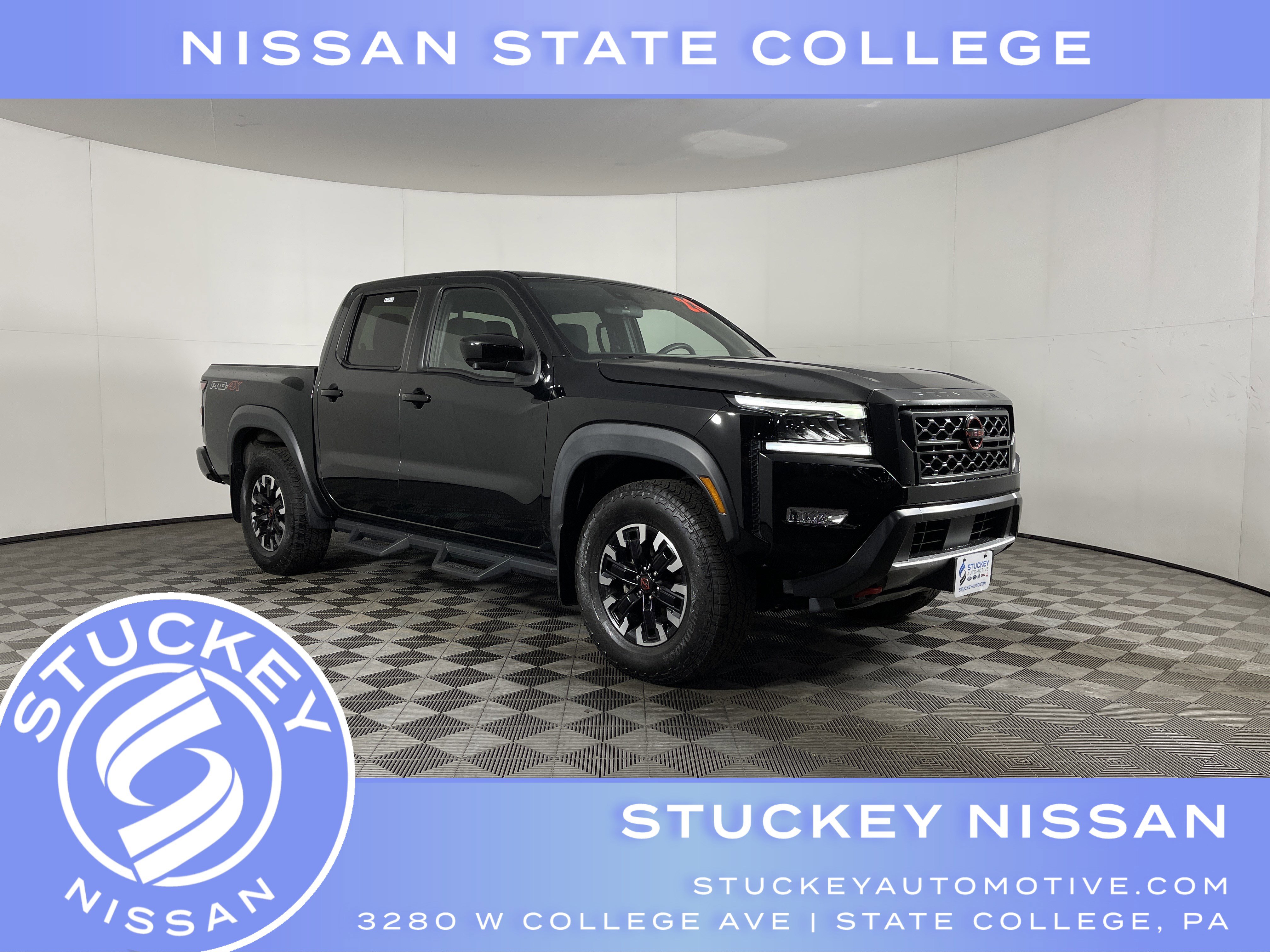 Used 2023 Nissan Frontier PRO-4X w/ Pro Convenience Package image 1