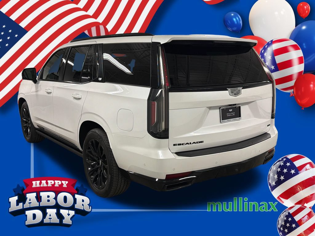 Used 2023 Cadillac Escalade Sport w/ LPO, ONYX Package AWD/4WD image 12