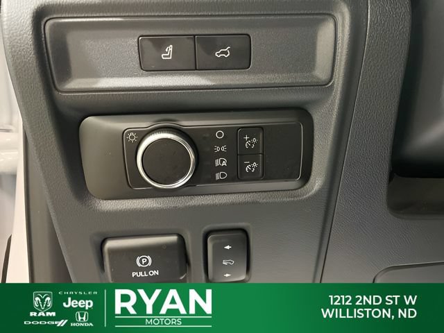 Used 2024 Ford Expedition Max XLT AWD/4WD image 24