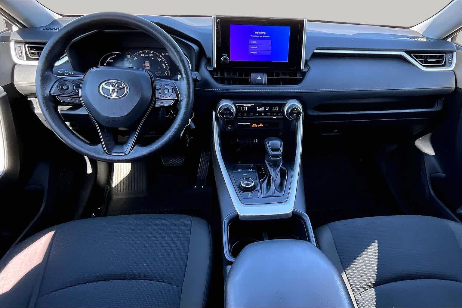 Certified 2024 Toyota RAV4 LE AWD/4WD image 15