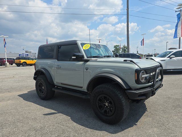 Used 2021 Ford Bronco First Edition image 3