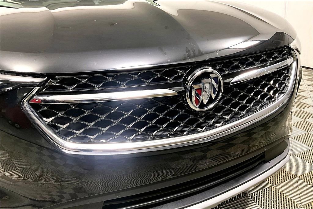 Used 2022 Buick Envision Avenir w/ Safety Package image 30