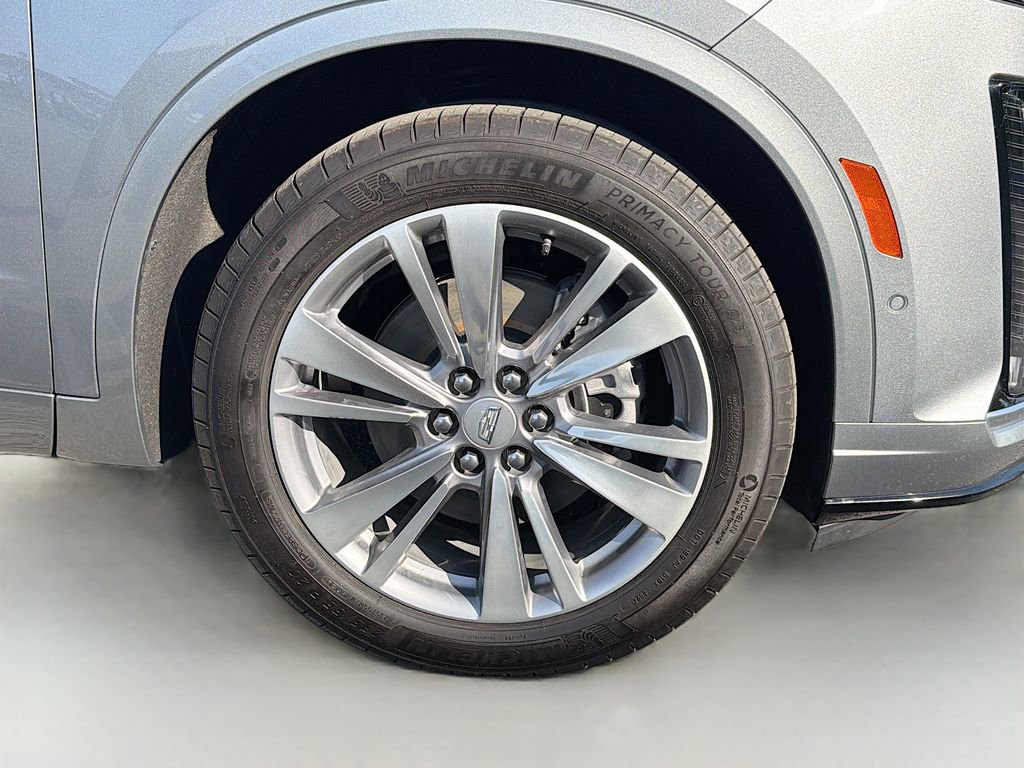 Certified 2025 Cadillac XT6 Premium Luxury w/ Platinum Package image 34