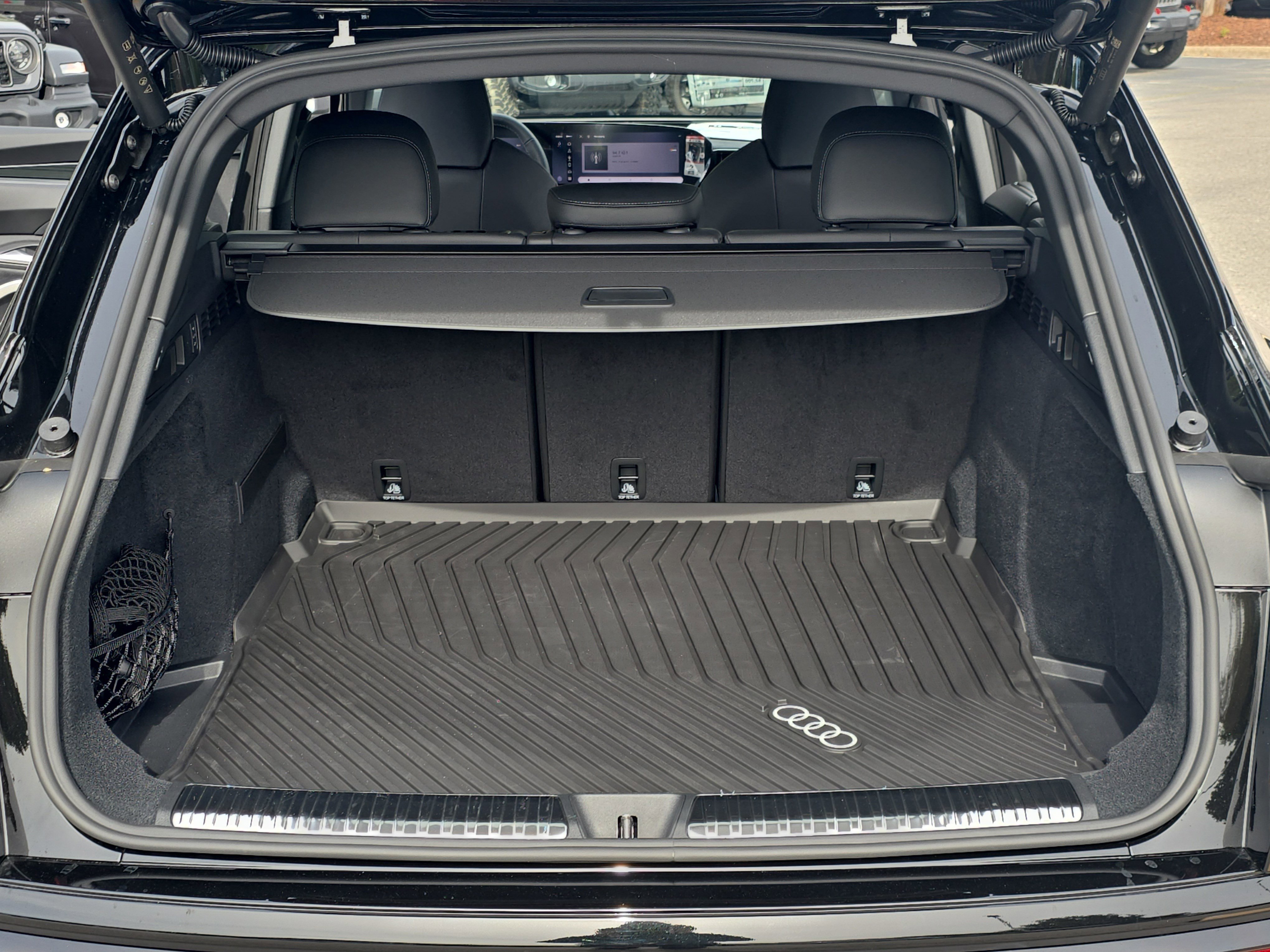 New 2026 Audi SQ5 Premium Plus image 12