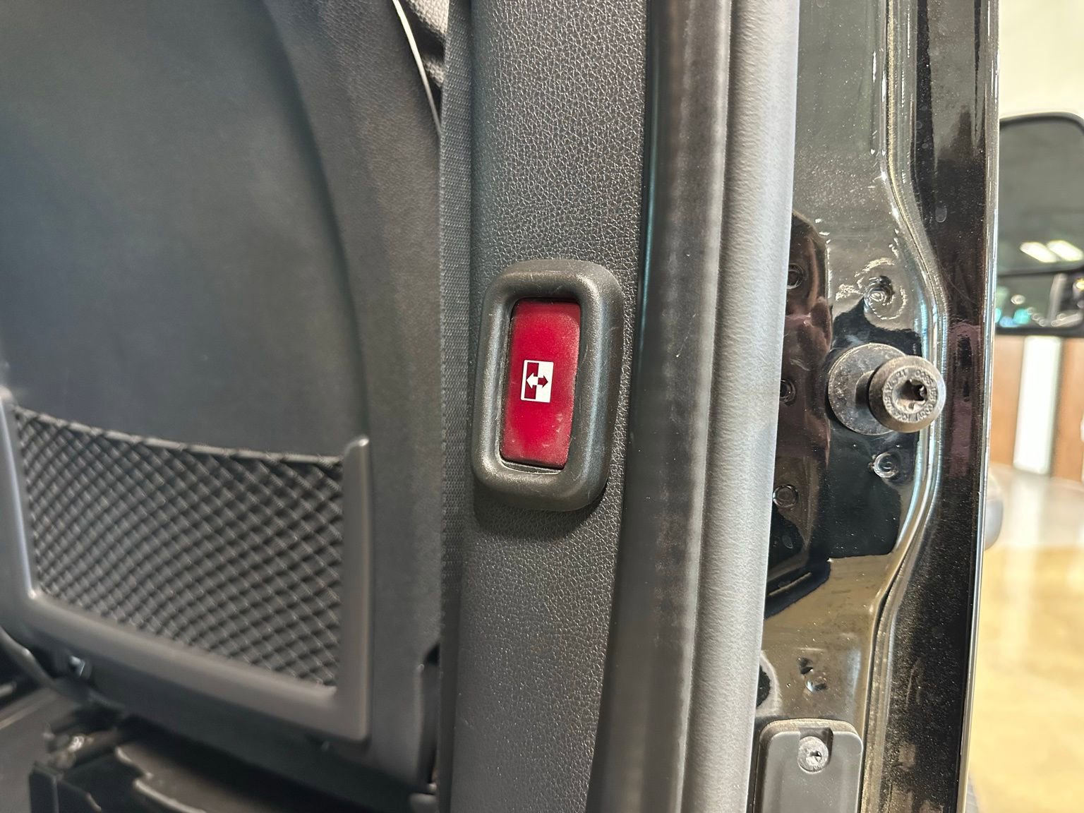 Used 2022 Mercedes-Benz Sprinter 2500 image 16