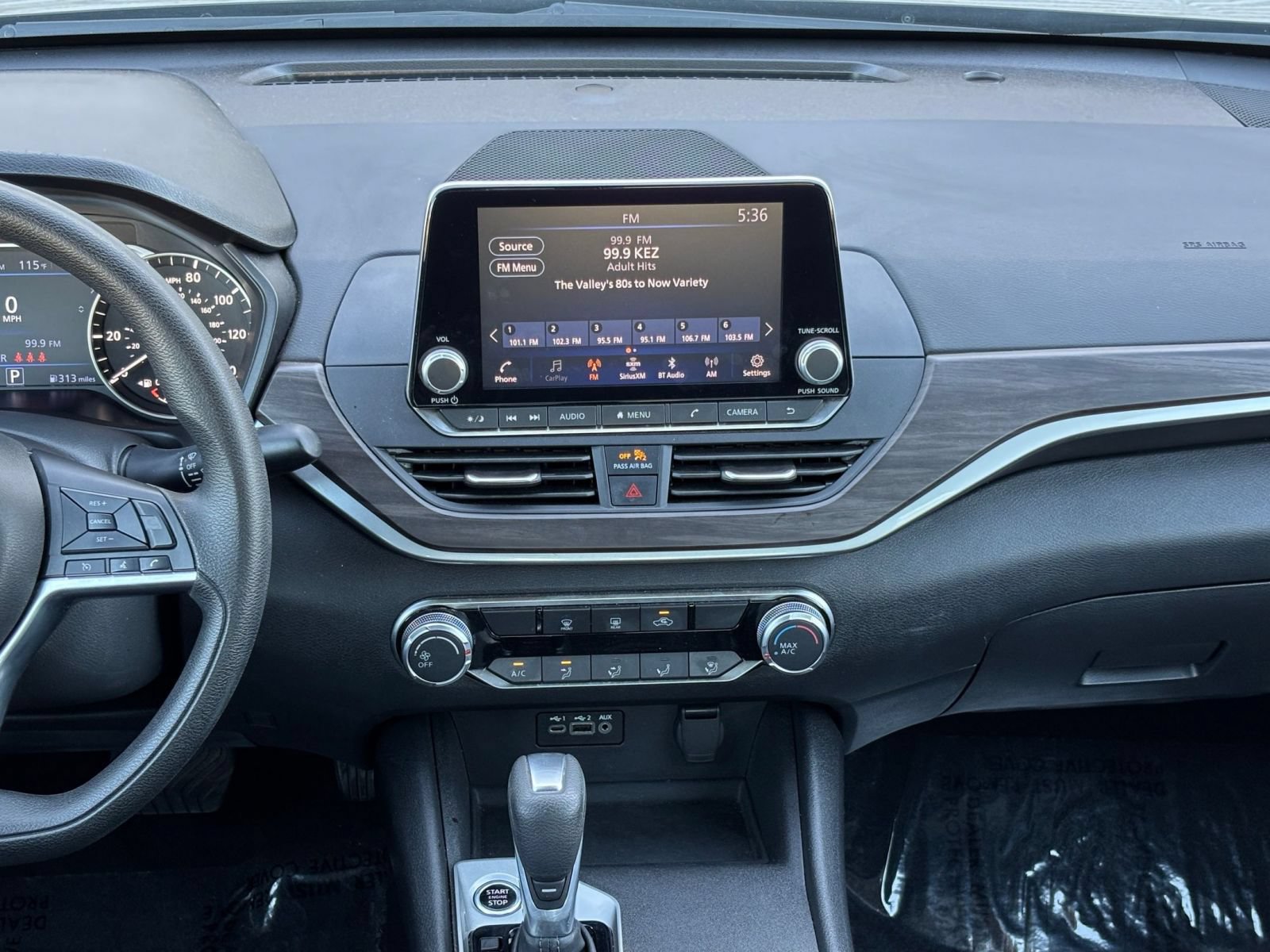 Used 2025 Nissan Altima 2.5 SV FWD image 17
