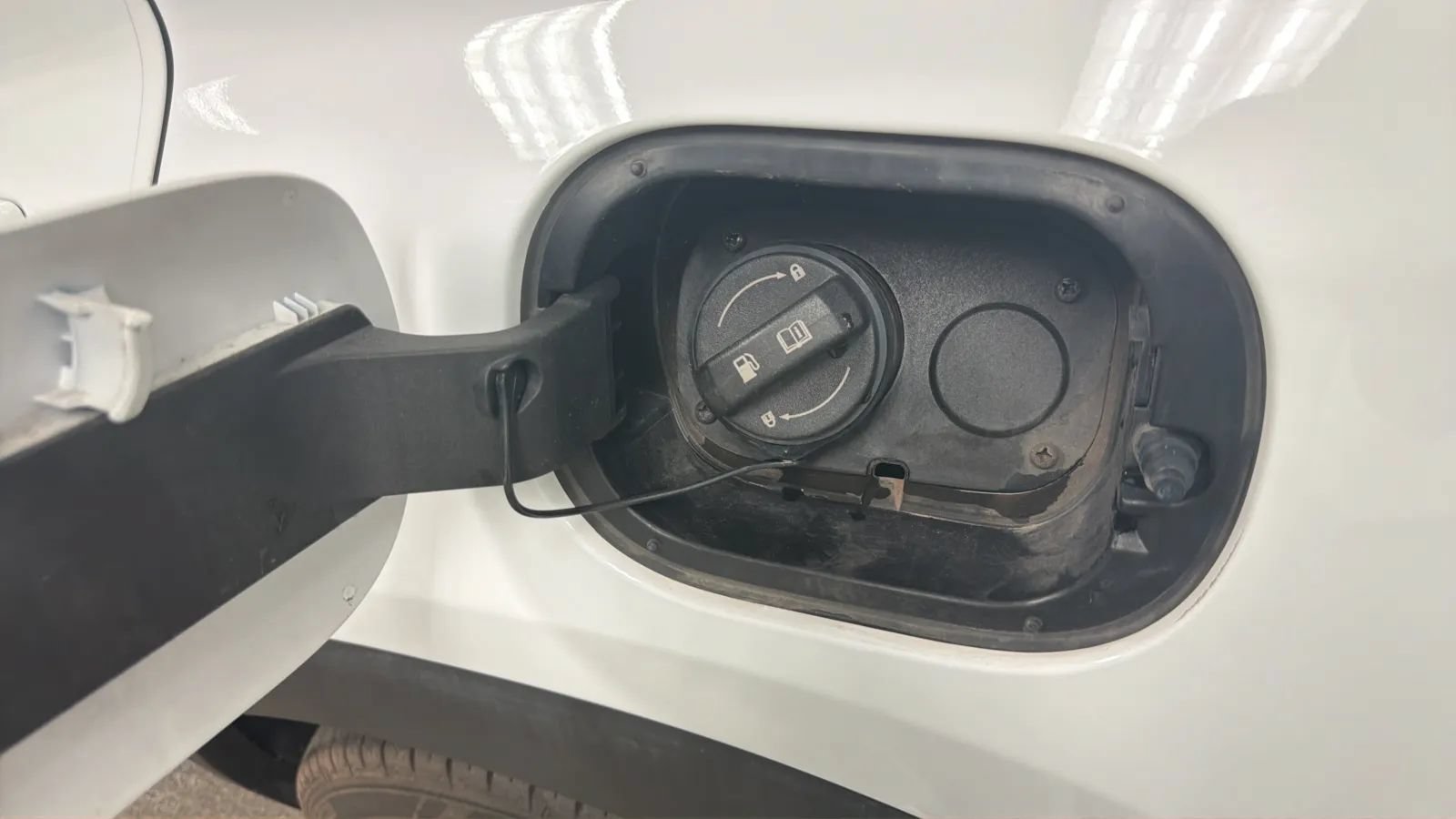 Used 2019 Hyundai Tucson SEL w/ Cargo Package FWD image 30