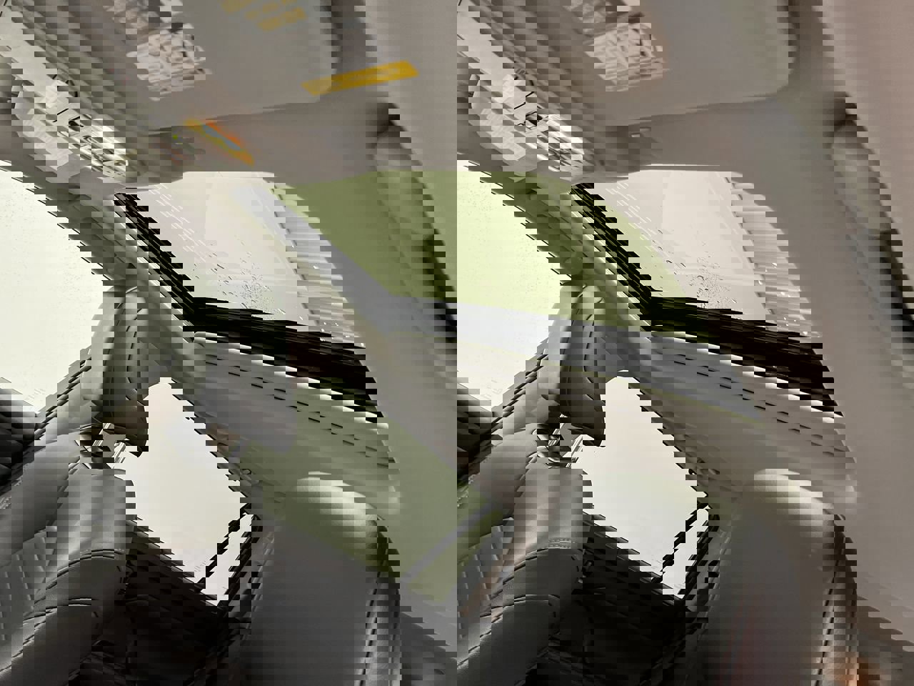 Used 2021 Toyota Highlander XLE image 6