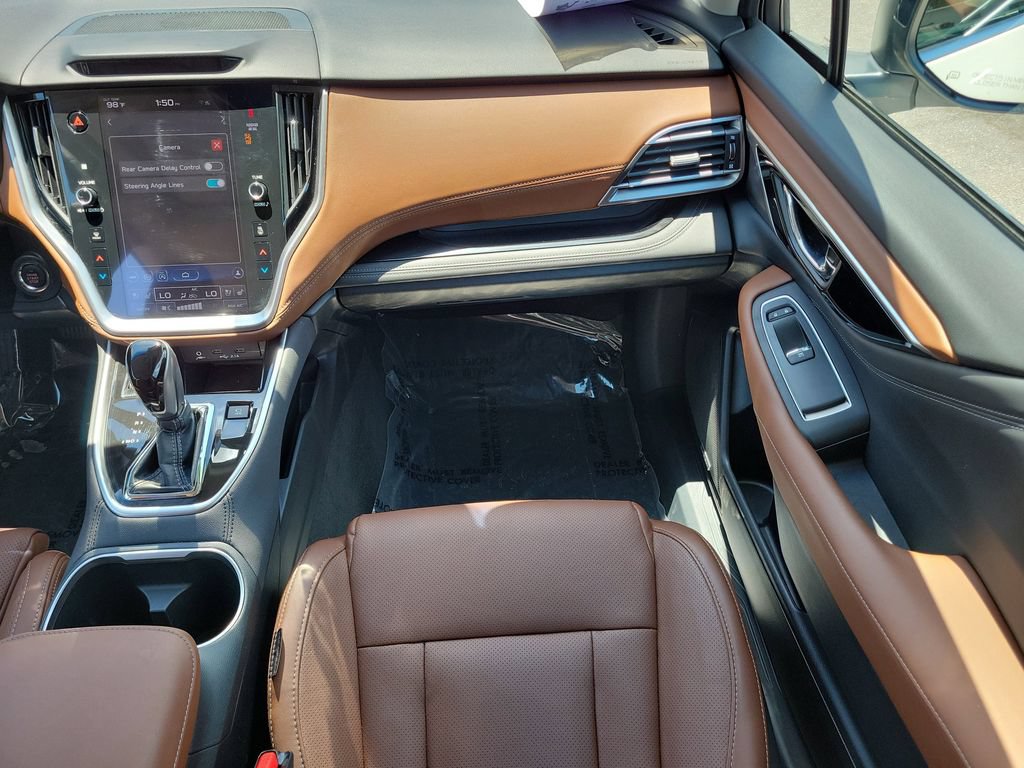 Certified 2022 Subaru Outback Touring AWD/4WD image 16