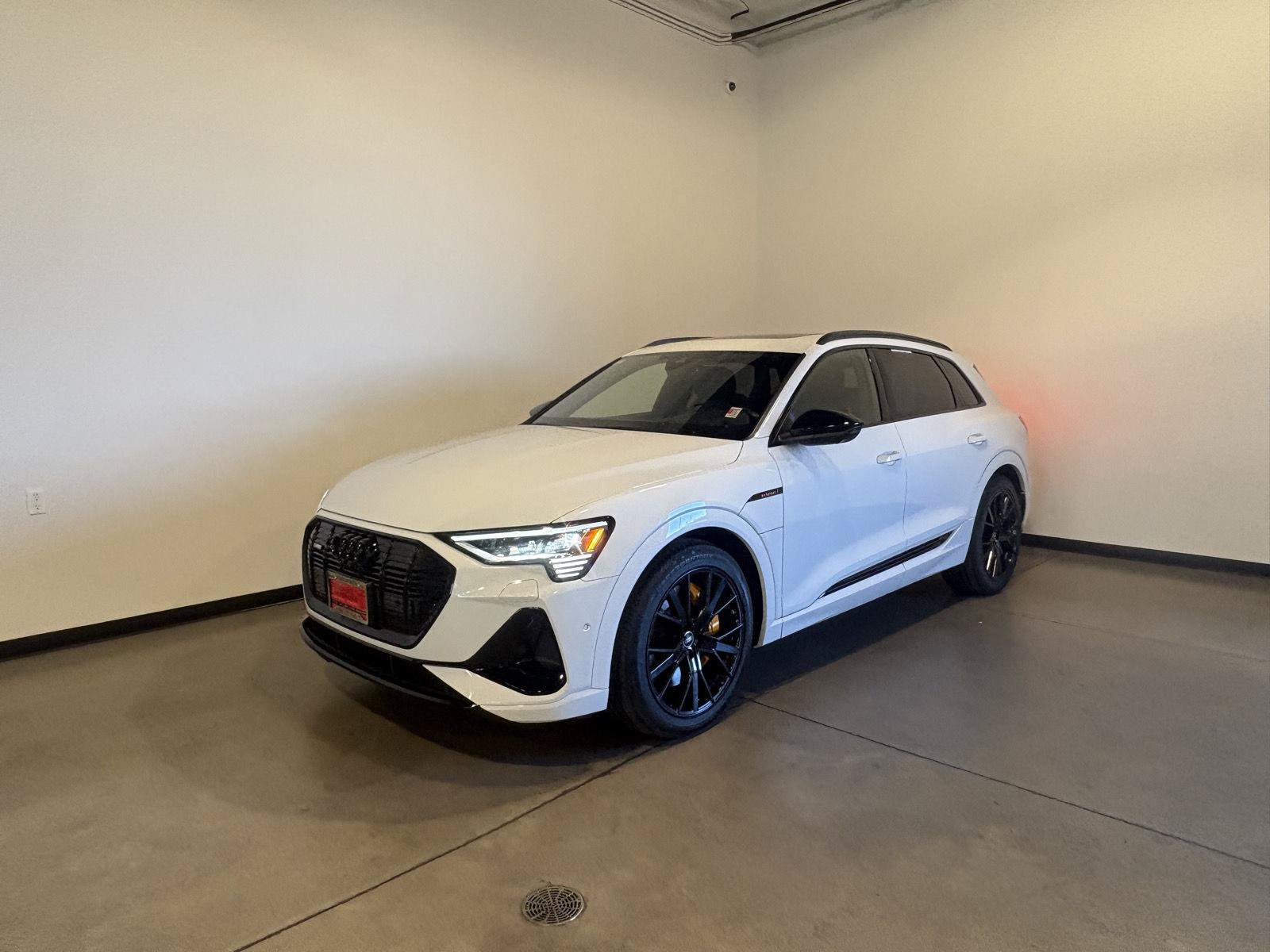 Used 2023 Audi e-tron Chronos w/ Chronos Package AWD/4WD image 8