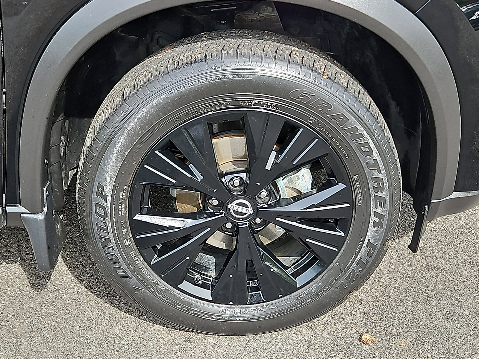 Certified 2023 Nissan Rogue SV w/ SV Premium B Package AWD/4WD image 8