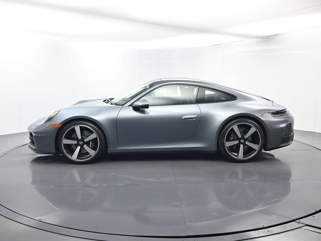 Certified 2025 Porsche 911 Carrera RWD image 2