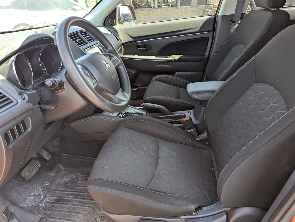 Used 2020 Mitsubishi Outlander Sport ES FWD image 23