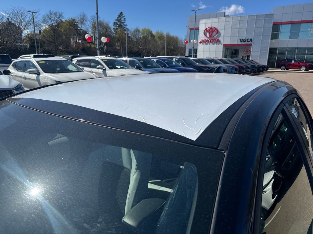 New 2026 Toyota Corolla SE FWD image 15