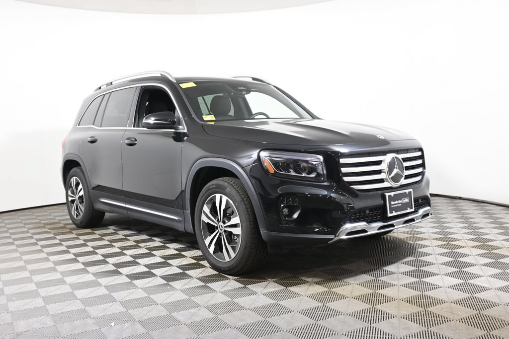 Certified 2026 Mercedes-Benz GLB 250 4MATIC image 9